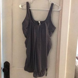 Lululemon dark grey flowy tank.